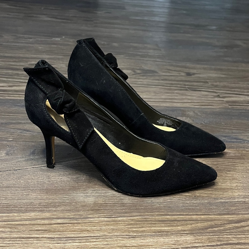 Marc Fisher Black Suede Pointed-Toe Bow Pumps